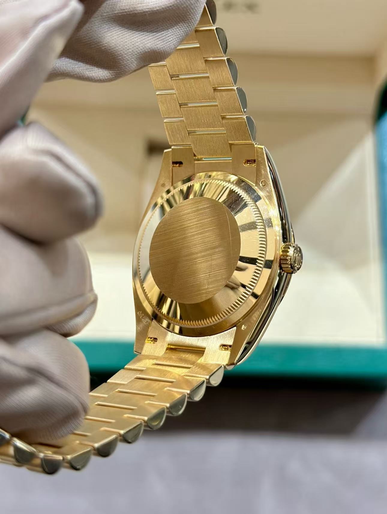 Rolex Day-Date Super Clone Swiss Replica Watch Ref M128238-0069 Smoky Green Dial 3255 Swiss Movement