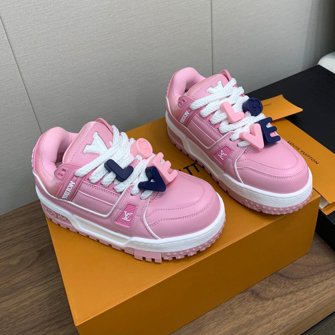 LV TRAINER IN LIGHT PINK CALFSKIN、mysite、Cacoeks