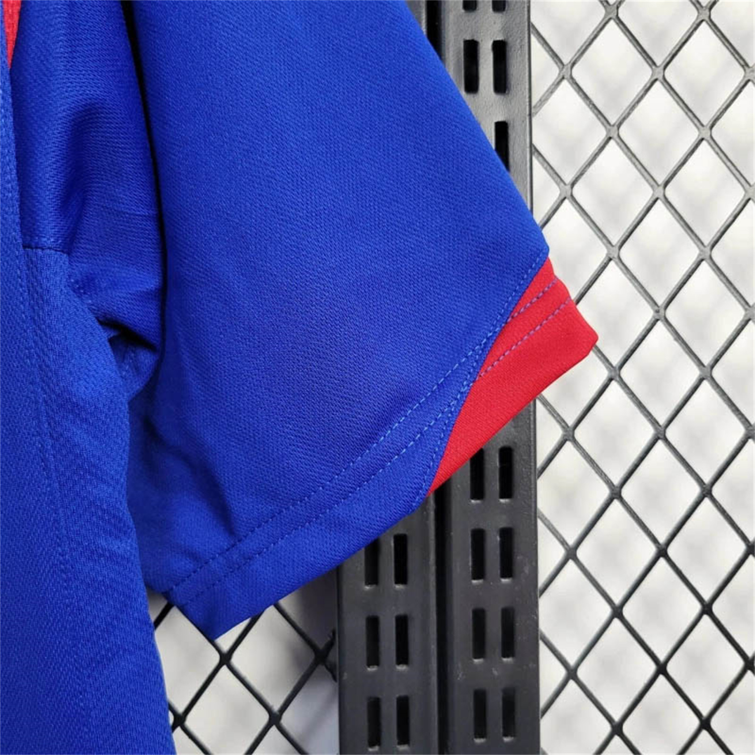 foot-Retro Manchester United 05-06 Away Jersey