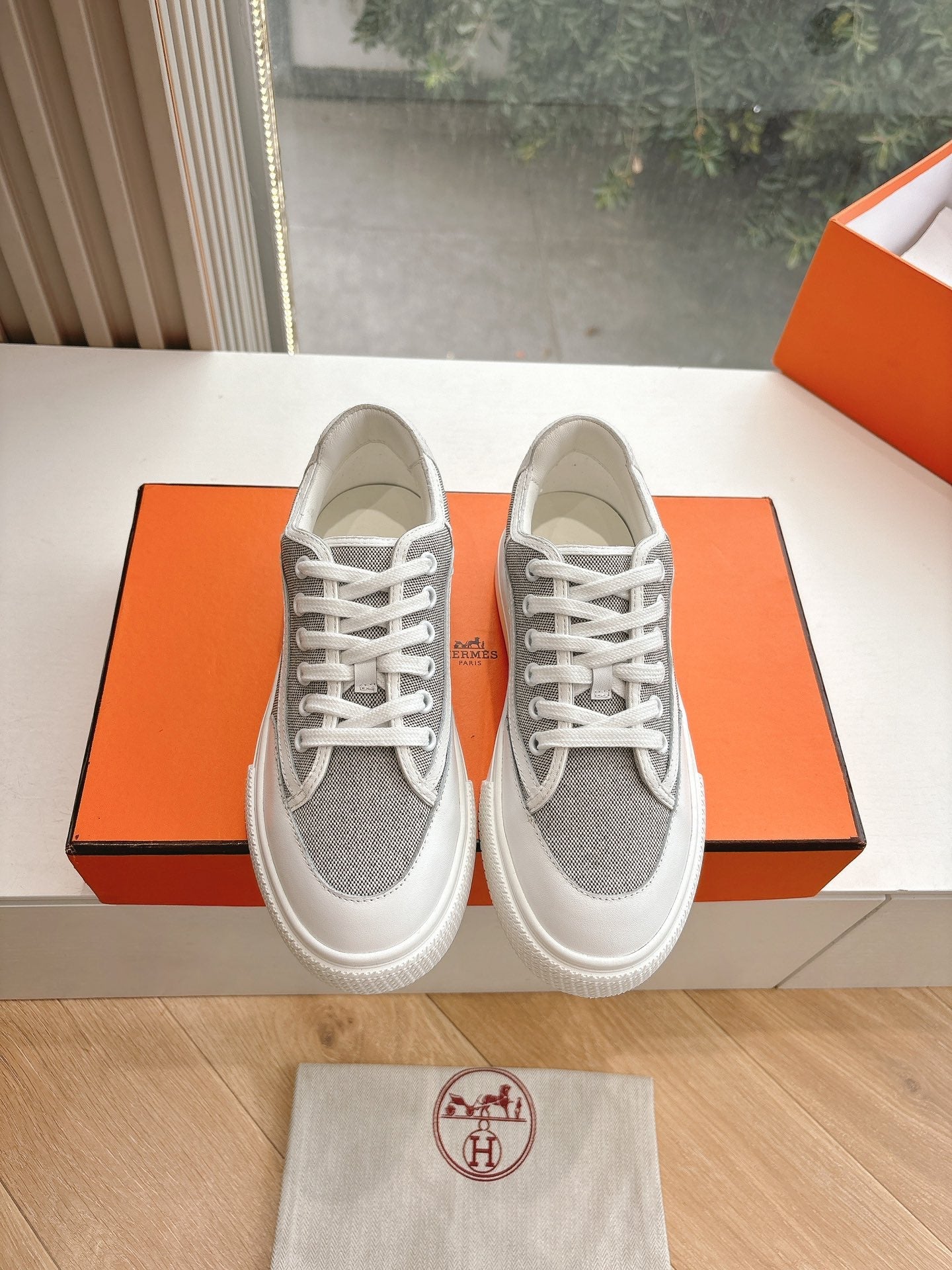 GET SNEAKER IN DOVE GRAY MAXI CANVAS AND CALFSKIN、mysite、Cacoeks