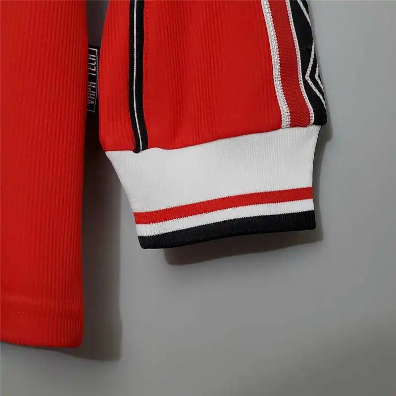 98-00 Manchester United Away soccer jersey- Long Sleeve Retro version: Ajax 24-25 Home Stadium Jersey - Fans Version mysite: Adidas luxuryfootballshirts.com: https://www.luxuryfootballshirts.com/
