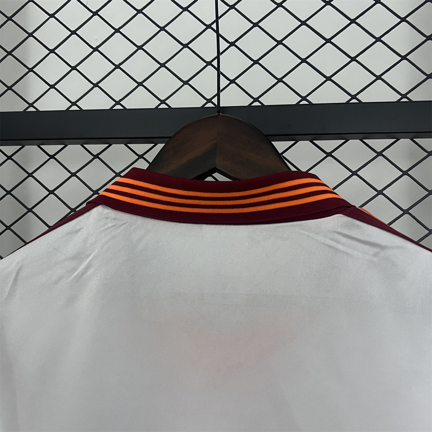 foot-Retro Roma 1992-93 Away Jersey