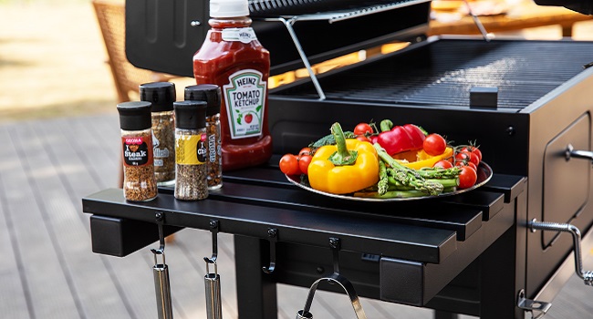 charcoal barbecue grill