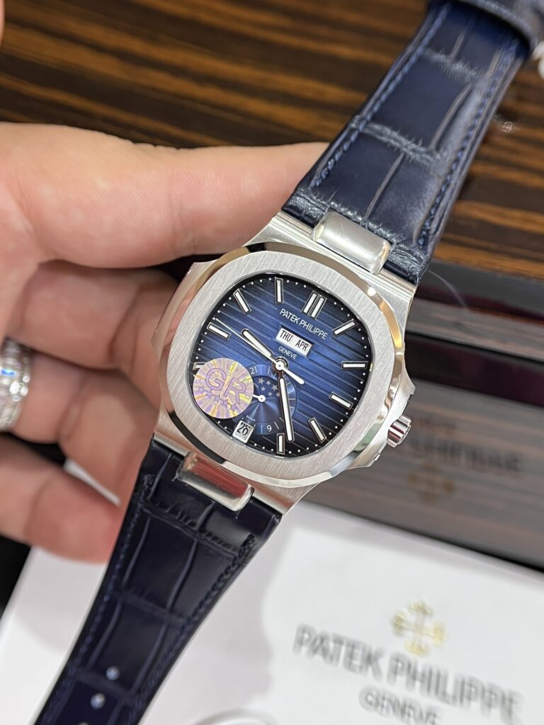Đồng Hồ Patek Philippe 5726G Dây Da Màu Xanh GRF 40 (1)