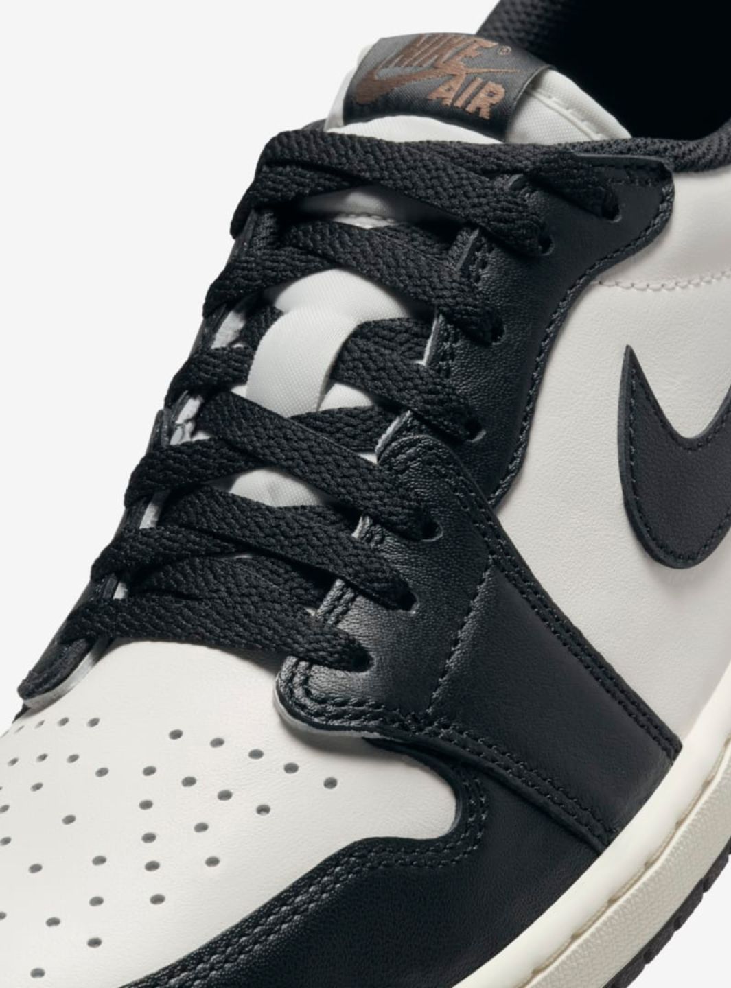 Air Jordan 1 Retro Low OG Mocha、JORDAN、Cacoeks