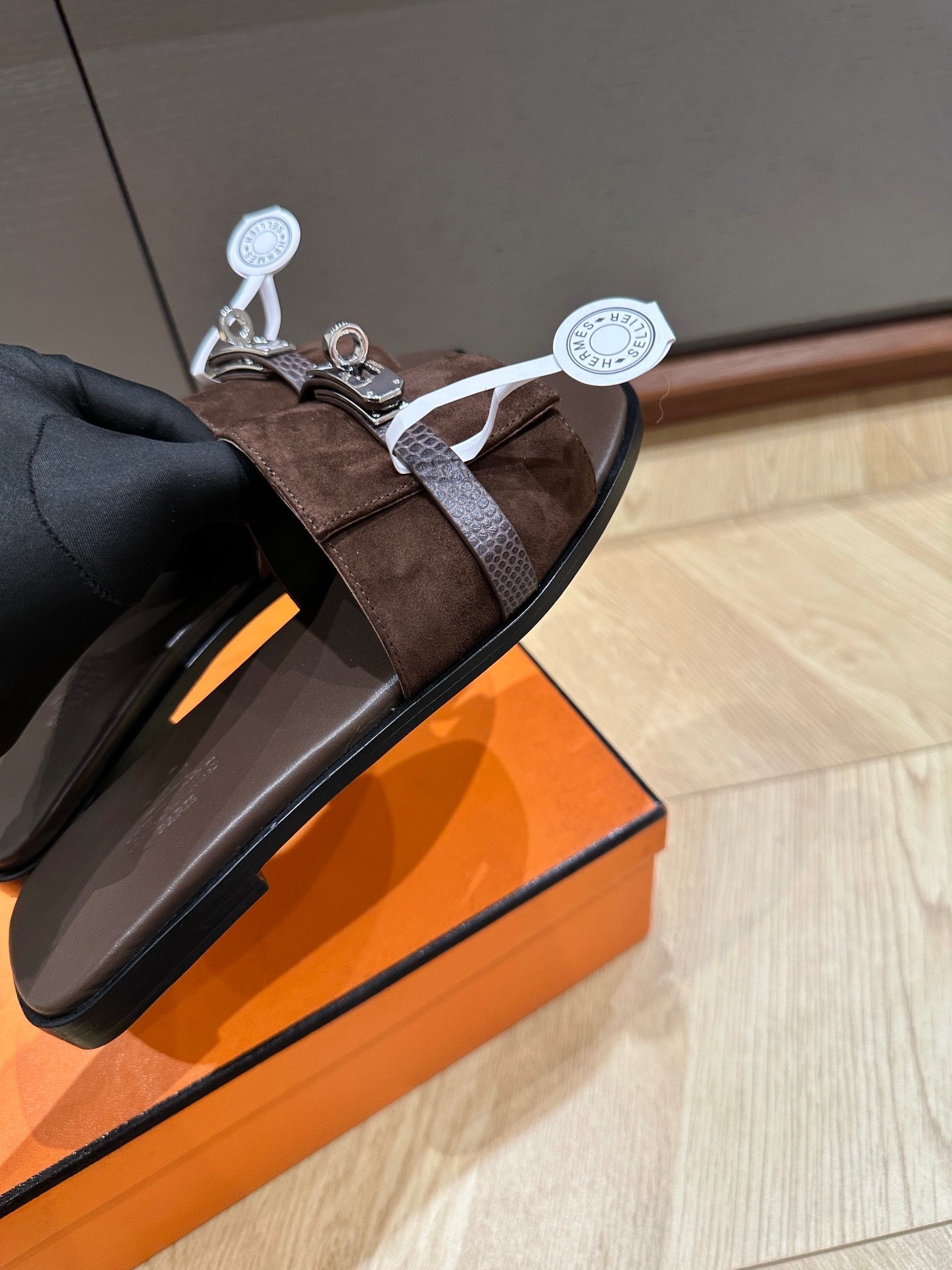 GABRIEL SANDAL CHOCOLATE SUEDE、mysite、Cacoeks