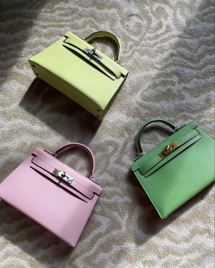 Hermès Paris orange shopping bag