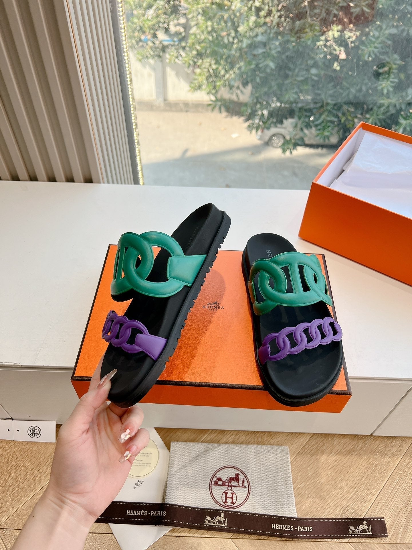 EXTRA SANDAL IN MEDIUM GREEN MIX VIOLET PURPLE CALFSKIN、mysite、Cacoeks