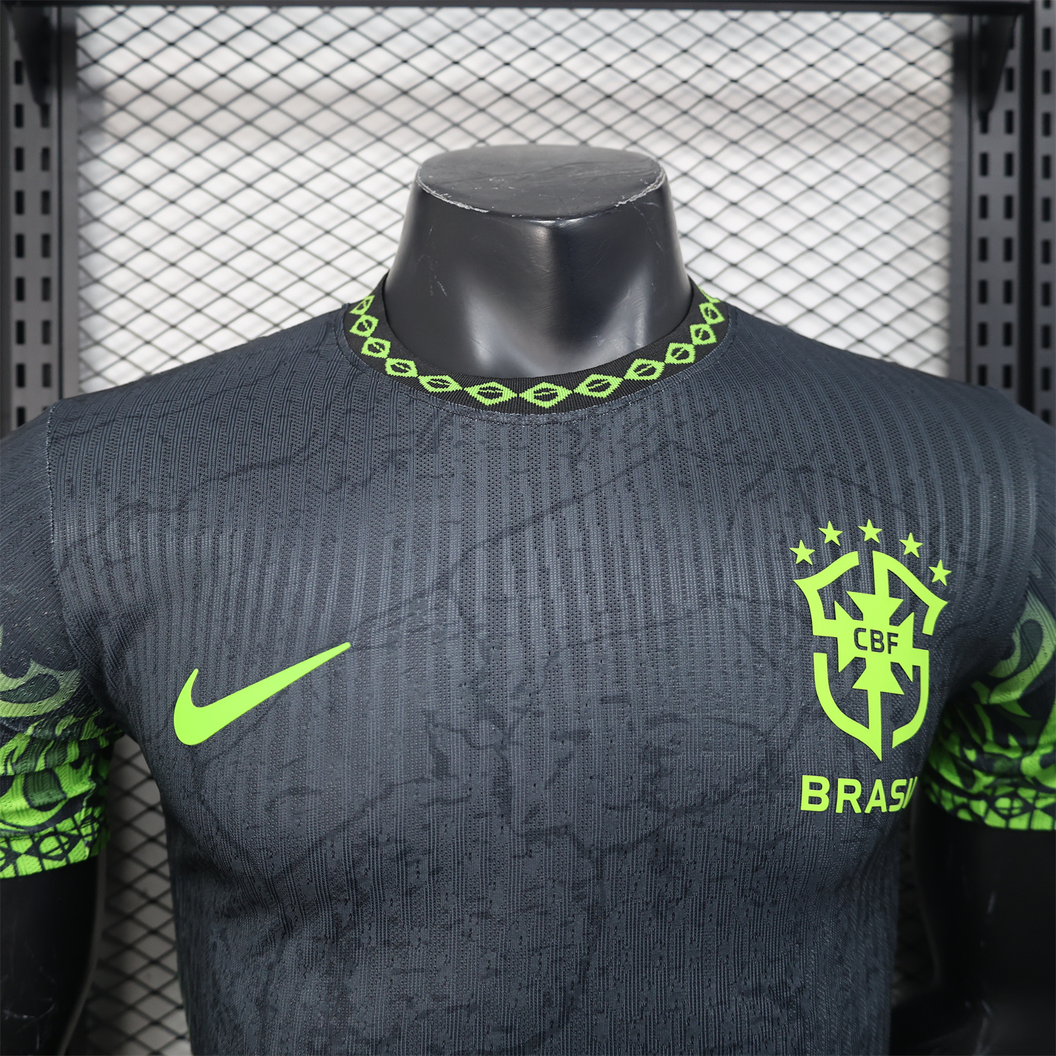 foot-Brazil 2025 Green Fire Black Special Edition Jersey - Player Version