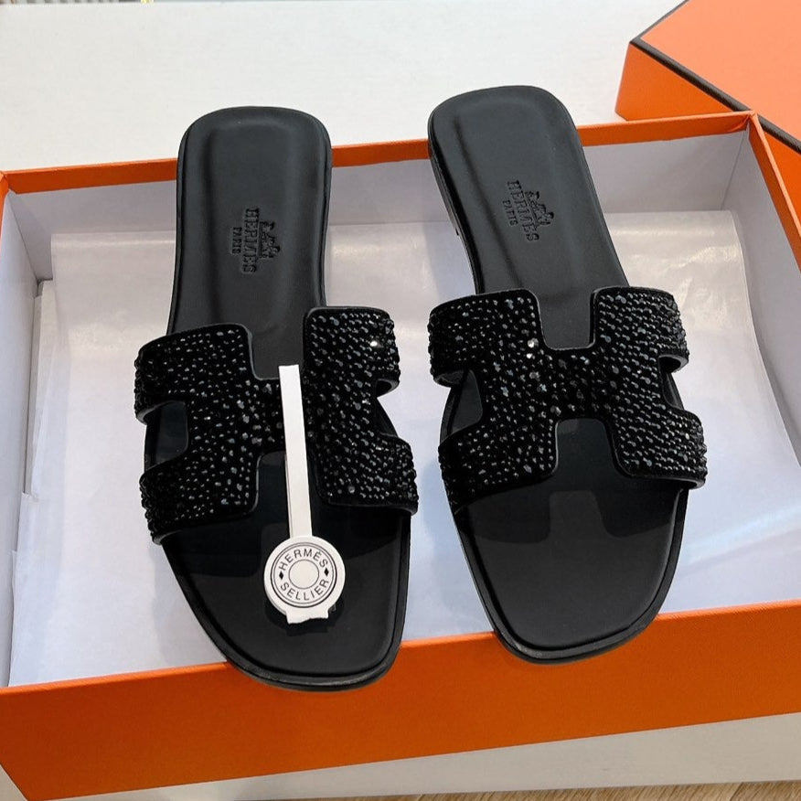 0RAN SLIDE IN BLACK CALFSKIN WITH CRYSTALS、mysite、Cacoeks