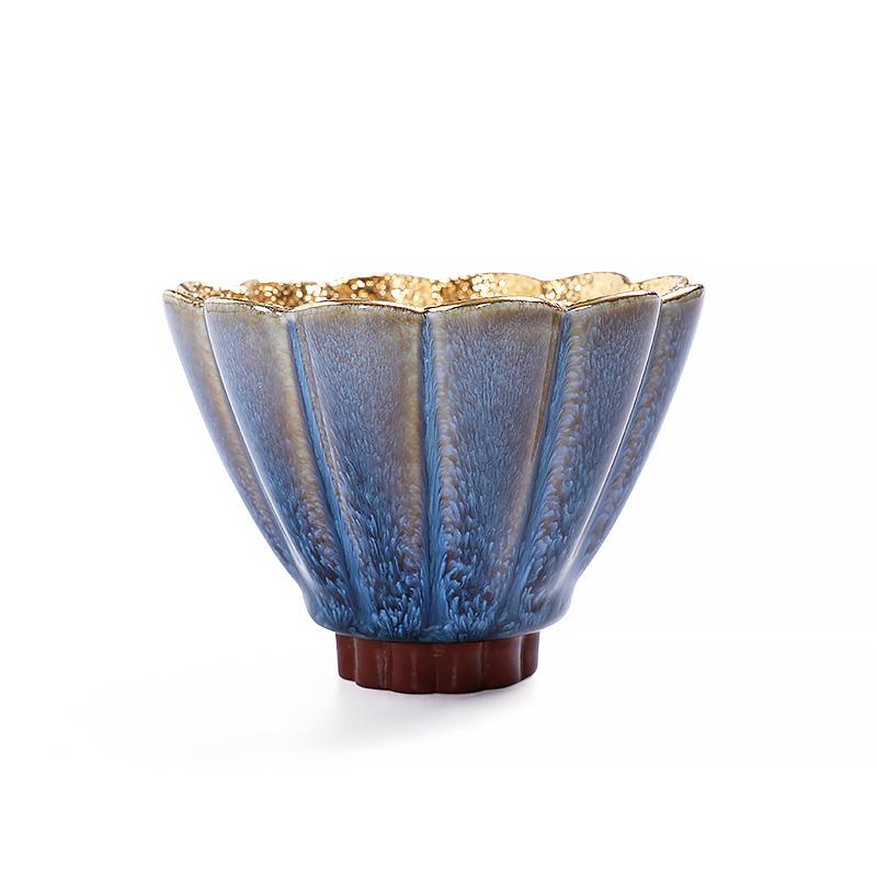 GEEK BAR-https://www.hot-toy.com/