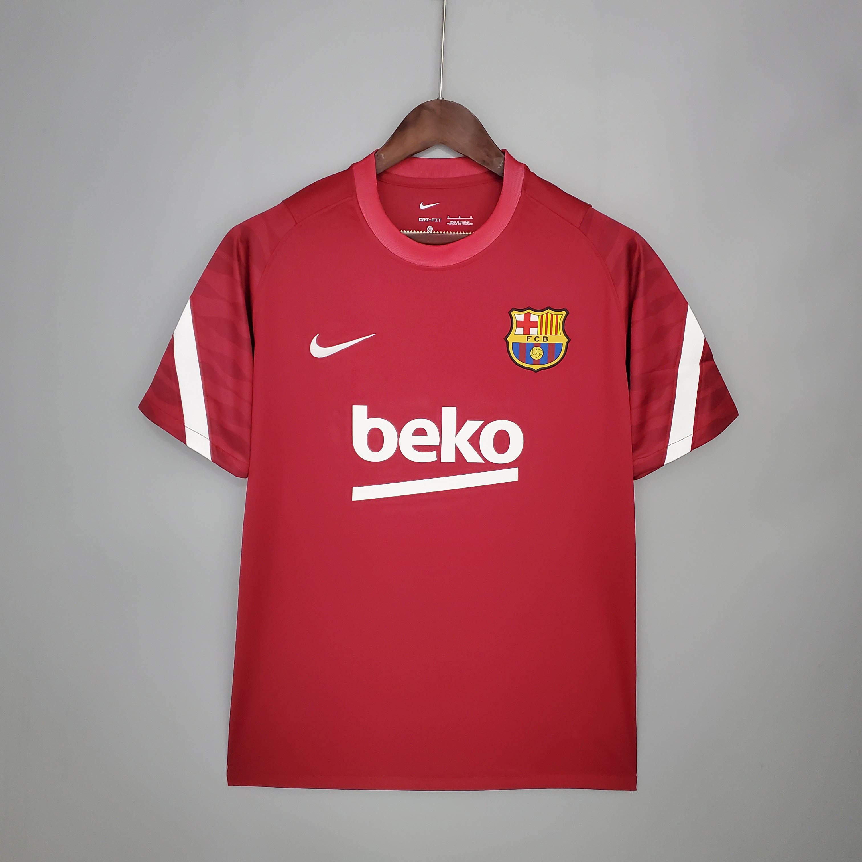 2021-2022 Barcelona Training Suit Red:football jersey mysite: unitedjerseyfootball 邓江浪:football