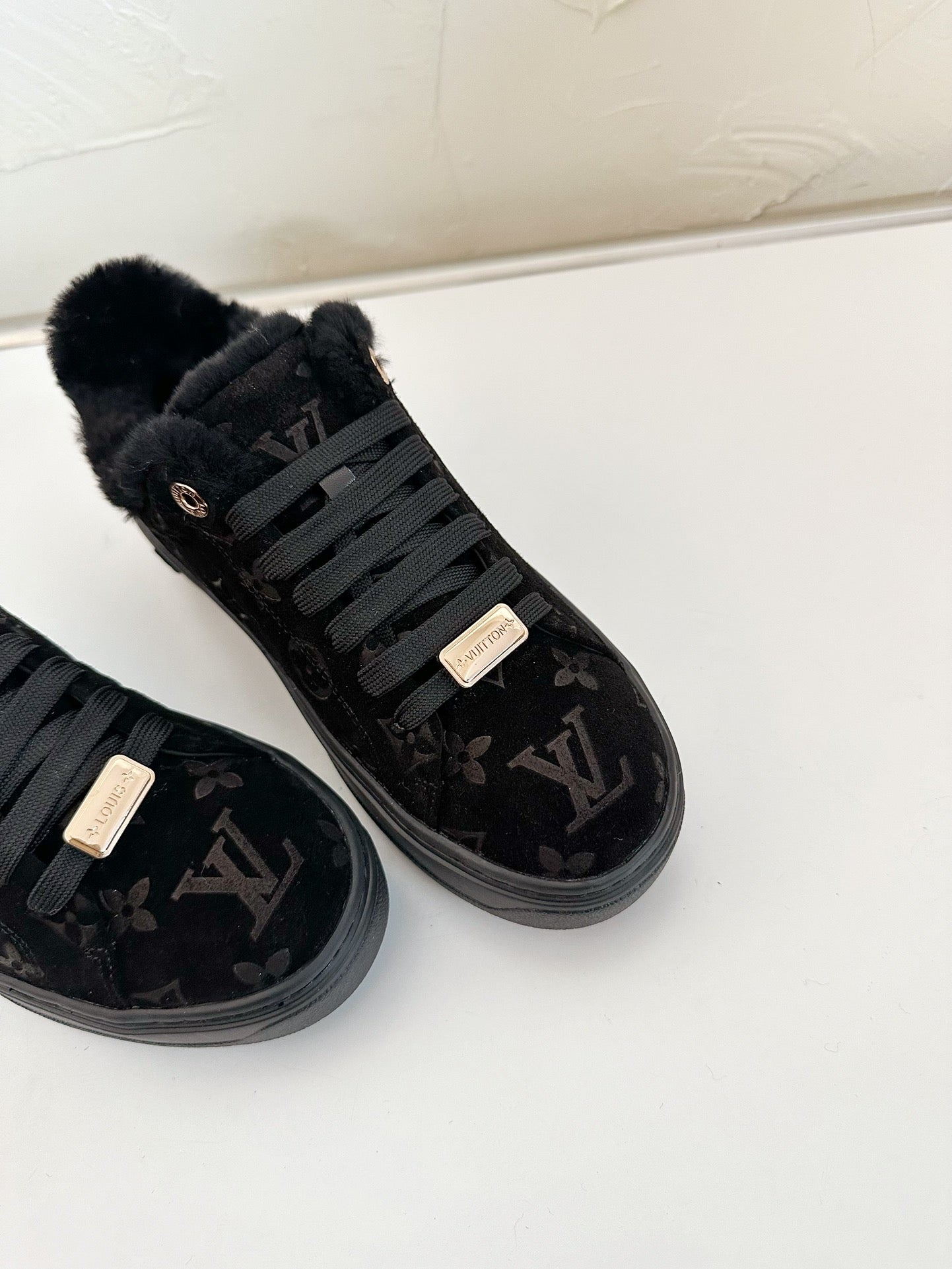 TIME OUT SNEAKER IN BLACK MONOGRAM EMBOSSED SUEDE WITH FLEECE LINING、mysite、Cacoeks