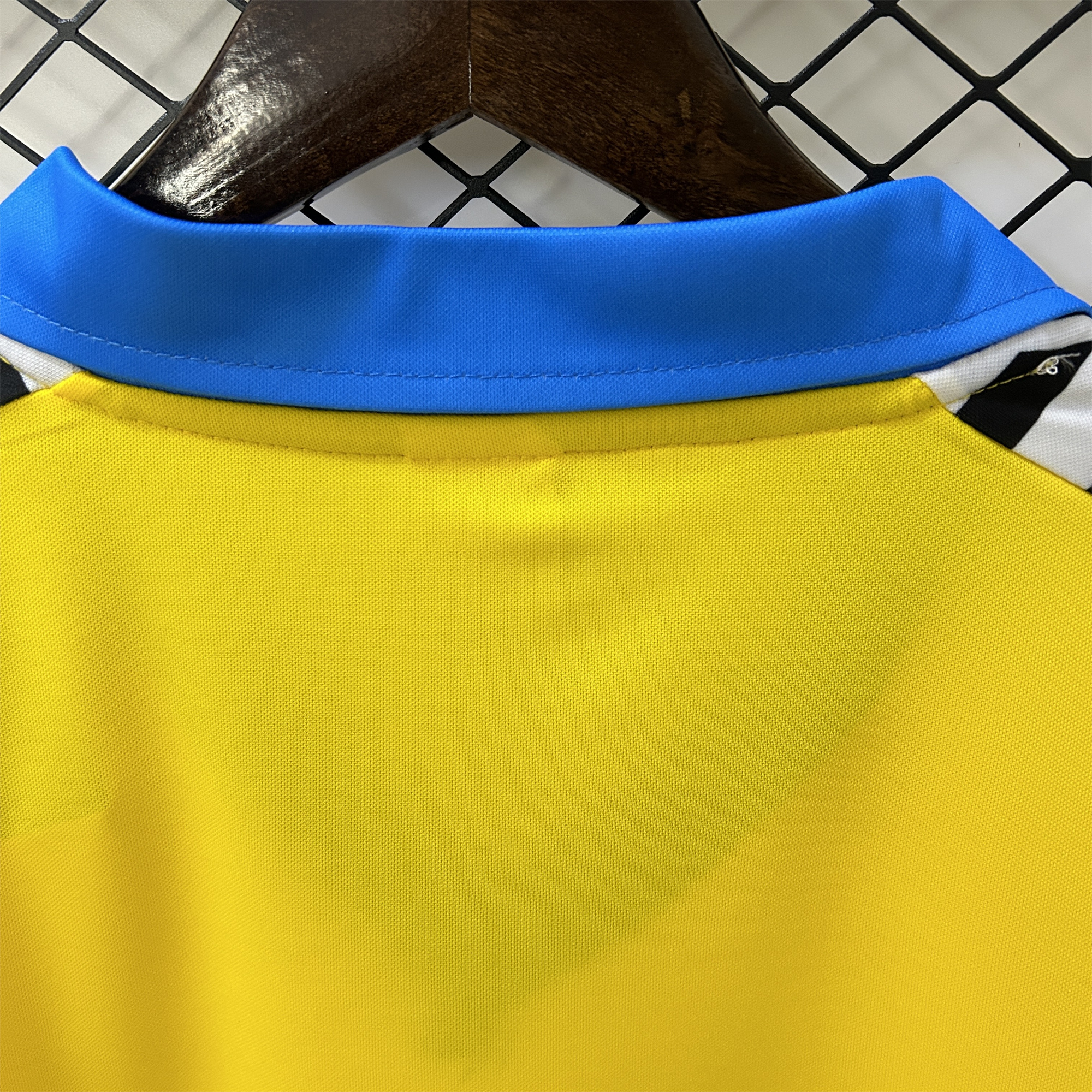 Higojerseys-Retro Cádiz Cadiz 1983-84 Home Jersey