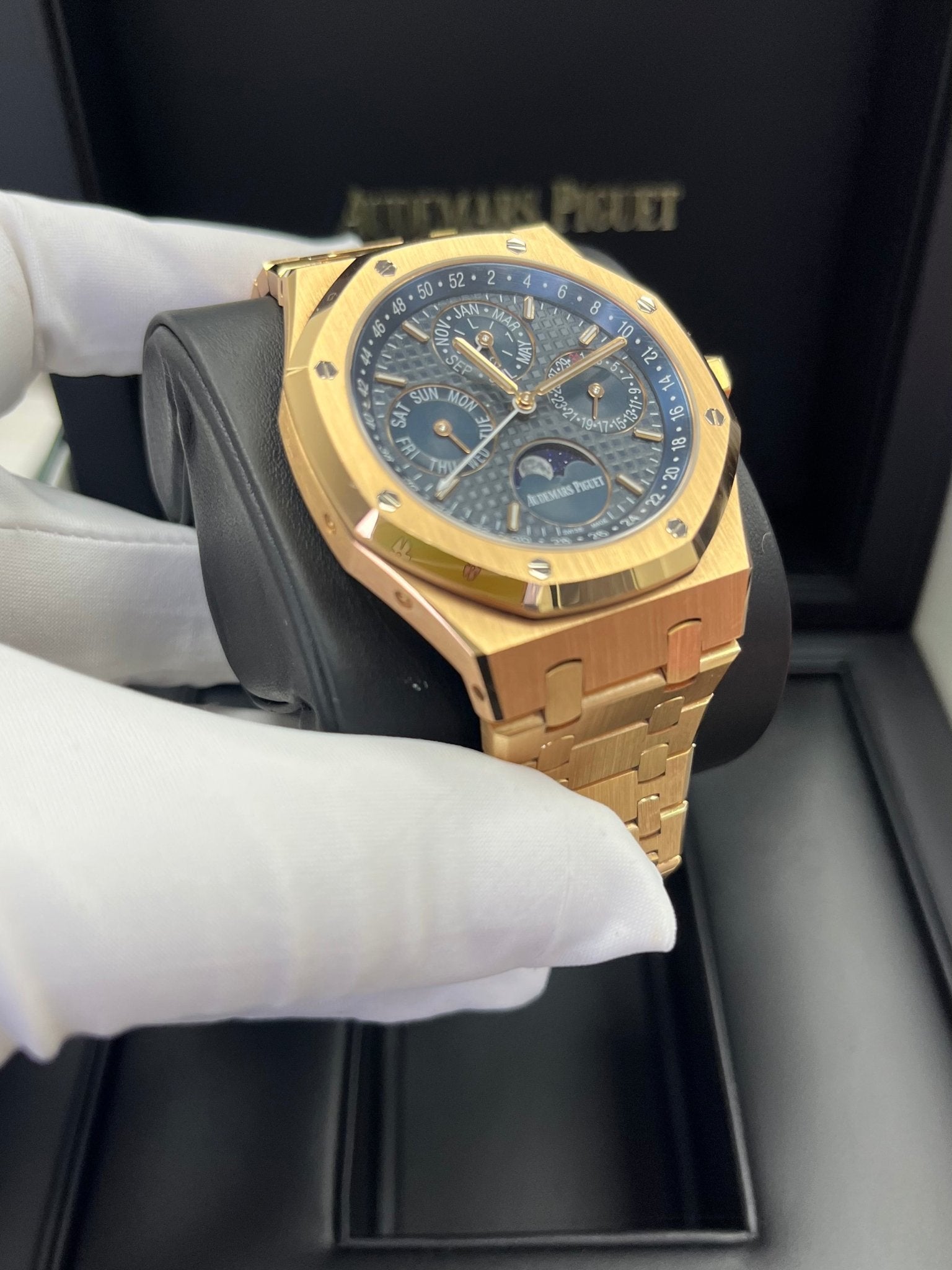 Watch 3