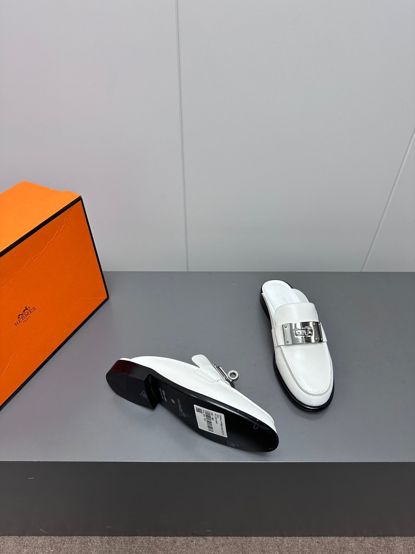 0Z MULE IN WHITE LAMBSKIN、mysite、Cacoeks