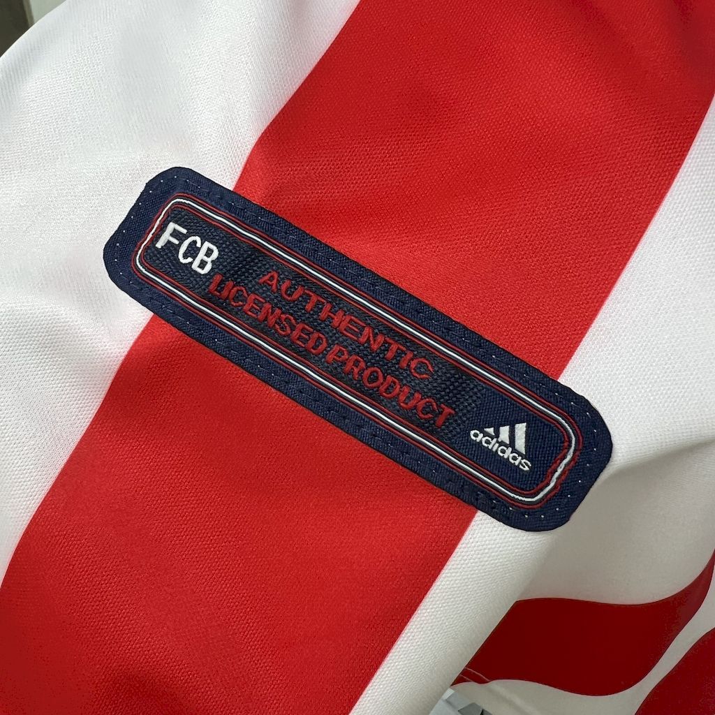 ManixJersey.com | Retro Bayern Munich 2000-01 Away Jersey -Customize Name, Number and Patch | Worldwide Shipping