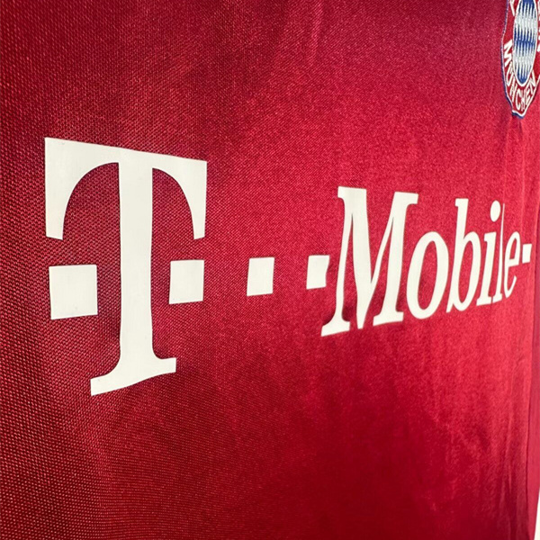 GlobeJersey-Retro Bayern Munich 2003-04 Home Jersey