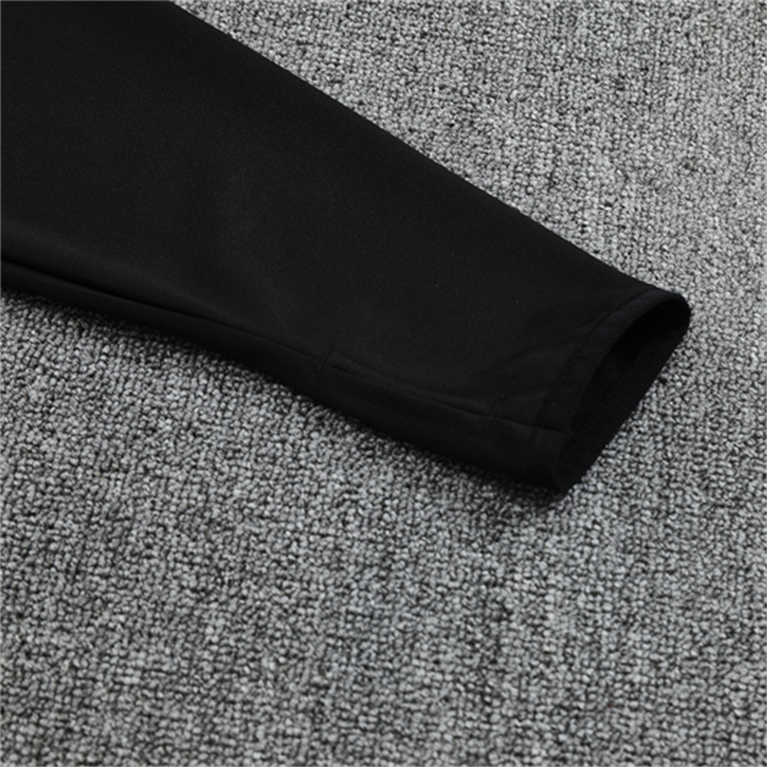 UltraTrikot-Bayern Munich 25-26 Long Sleeves Training Set - Green Top & Black Pants