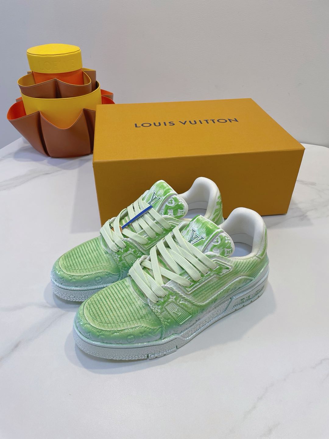 LV TRAINER MAXI SNEAKER IN GREEN PASTEL EMBOSSED CALFSKIN、mysite、Cacoeks