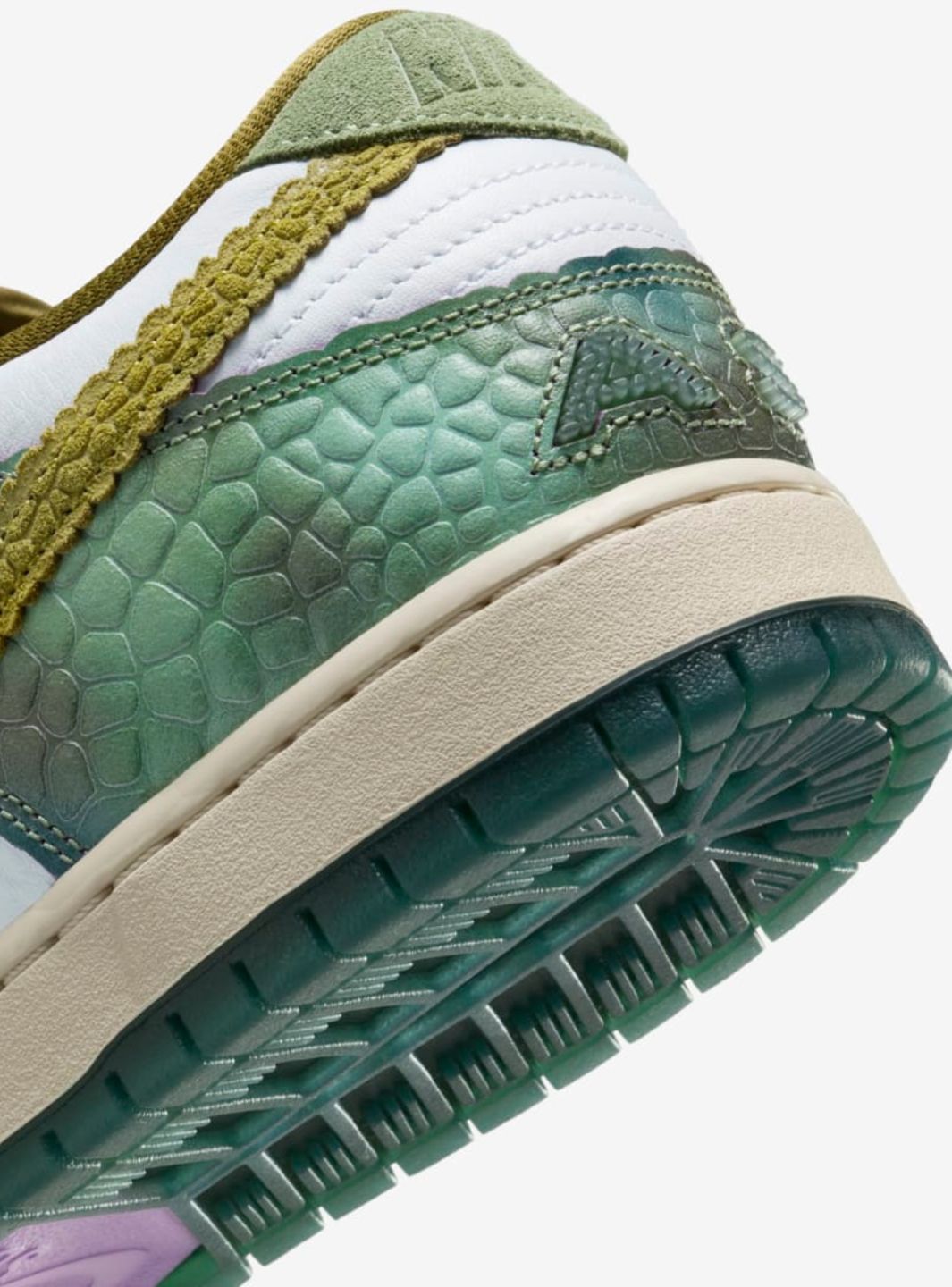 Nike SB Dunk Low Alexis Sablone Chameleon、NIKE、Cacoeks