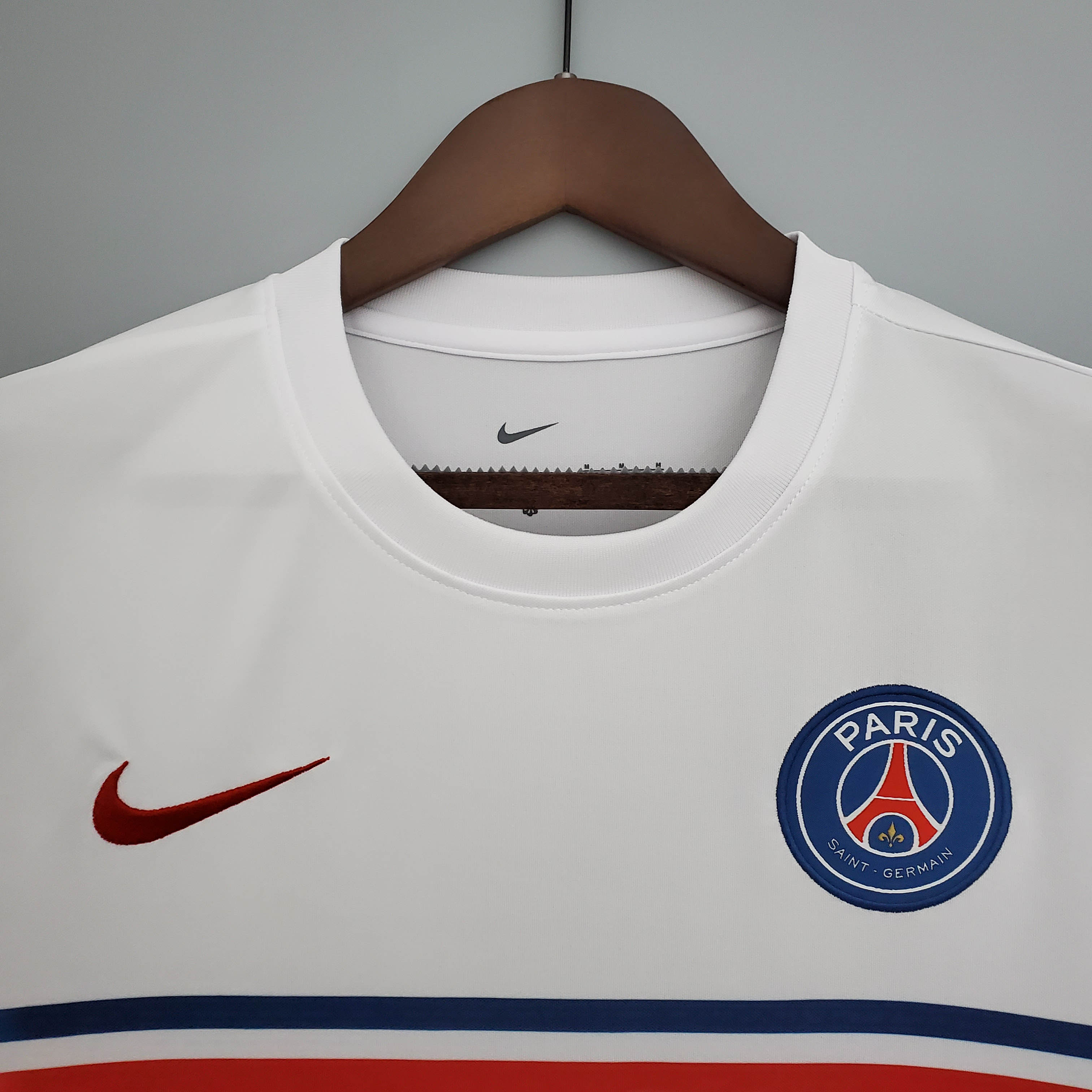 2021/2022 Psg Paris Saint-Germain Training Wear Red And White:football jersey mysite: unitedjerseyfootball 邓江浪:football