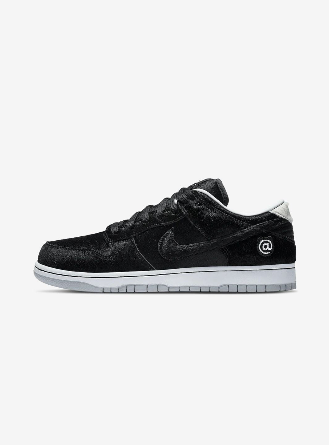 Nike SB Dunk Low Medicom Toy (2020)、NIKE、Cacoeks