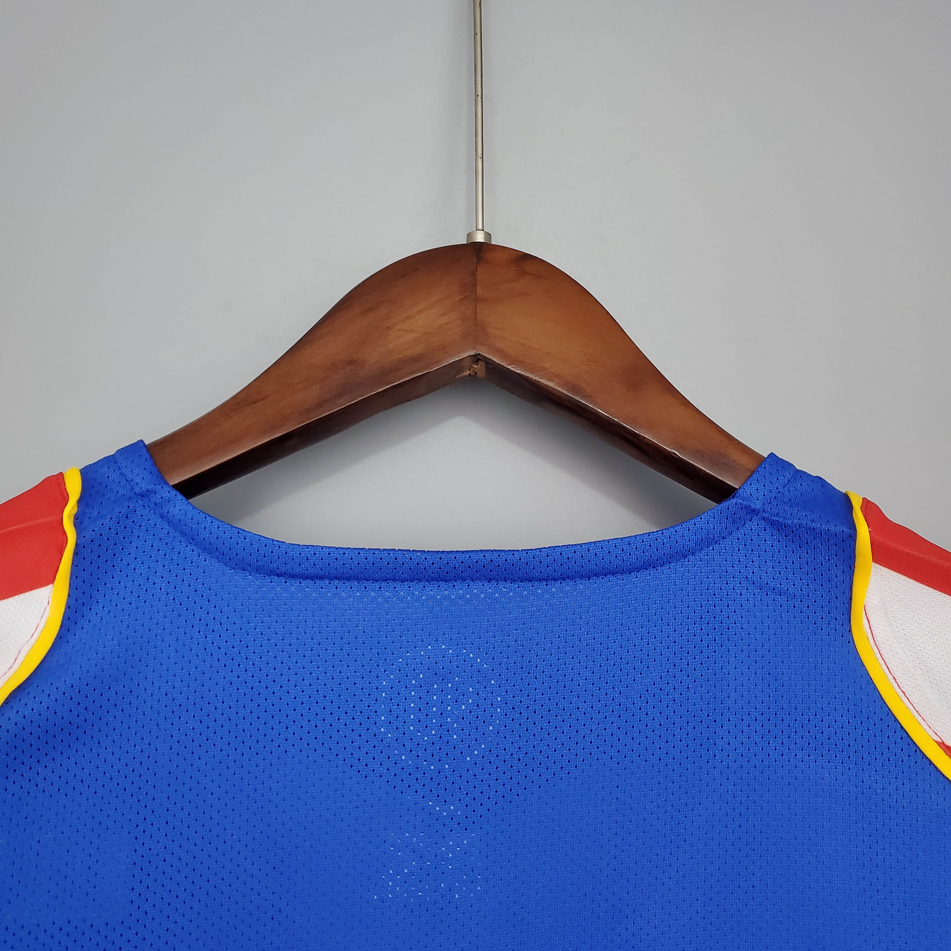 2004/2005 Retro Atletico Madrid Home Soccer Jersey 1:1 Thai Quality:football jersey mysite: unitedjerseyfootball 邓江浪:football