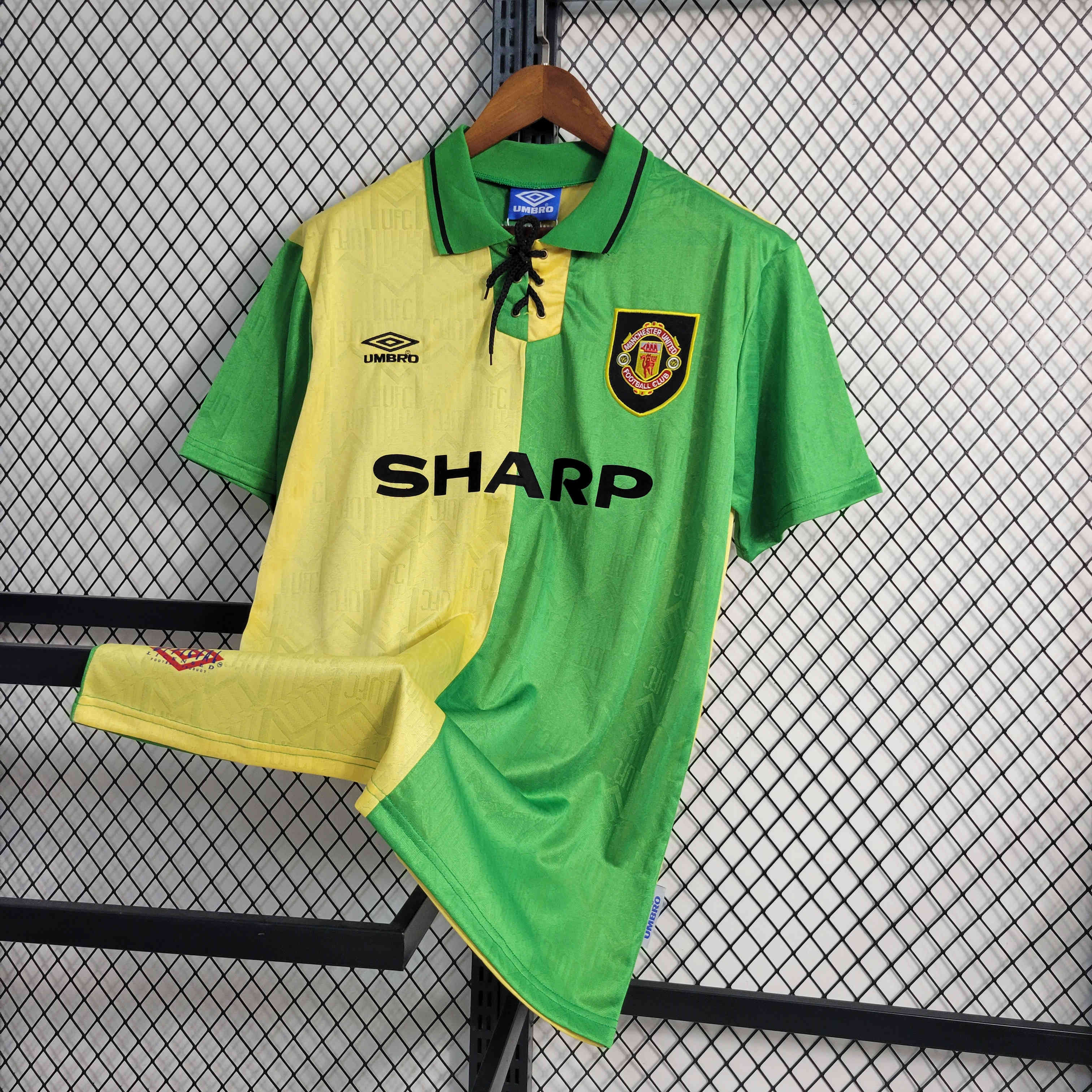 GlobeJersey-Retro Manchester United 92-94 Third Away Jersey