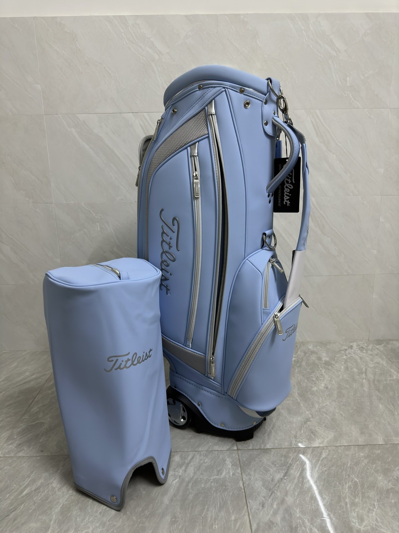 TITLESIT TAYLORMADE G/FORE GOLF BAG
