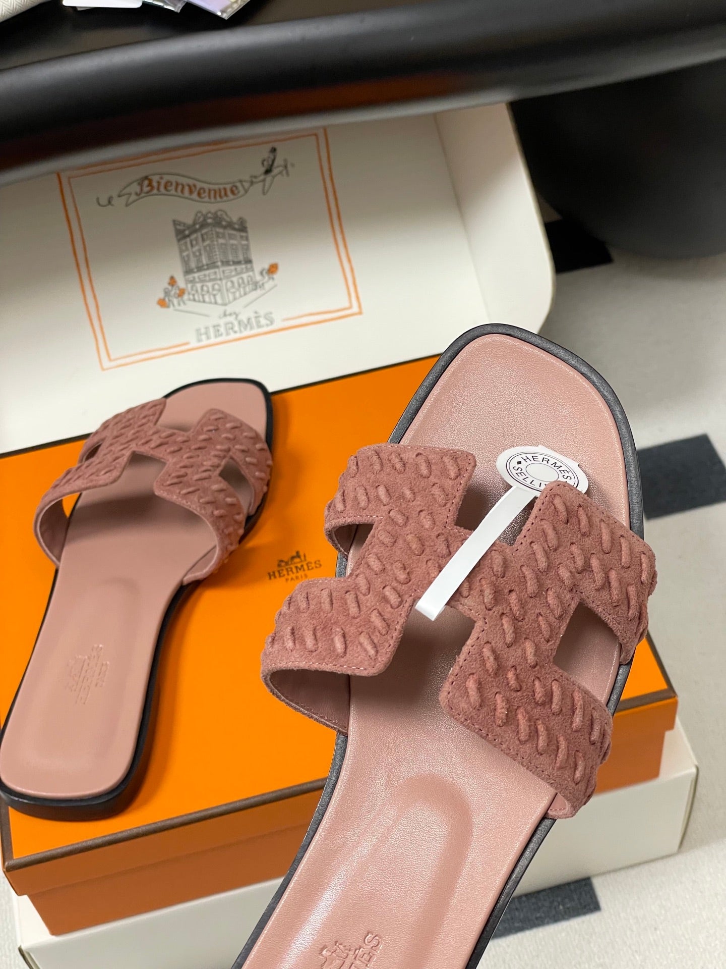 HM 25S ORAN SANDAL IN PEACHY PINK SUEDE AND LAMBSKIN、mysite、Cacoeks