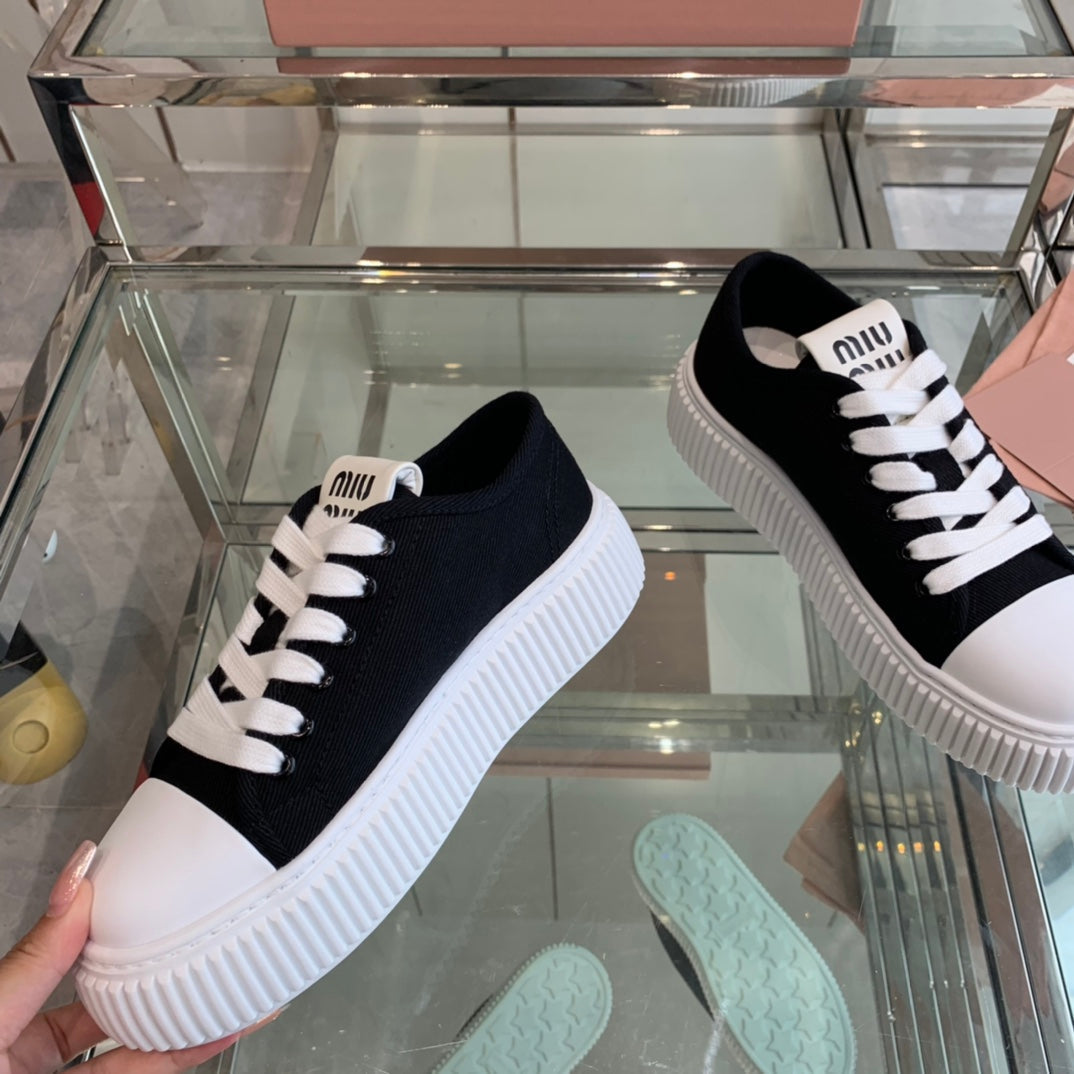 Sneakers High Sole Black And White Canvas、mysite、Cacoeks
