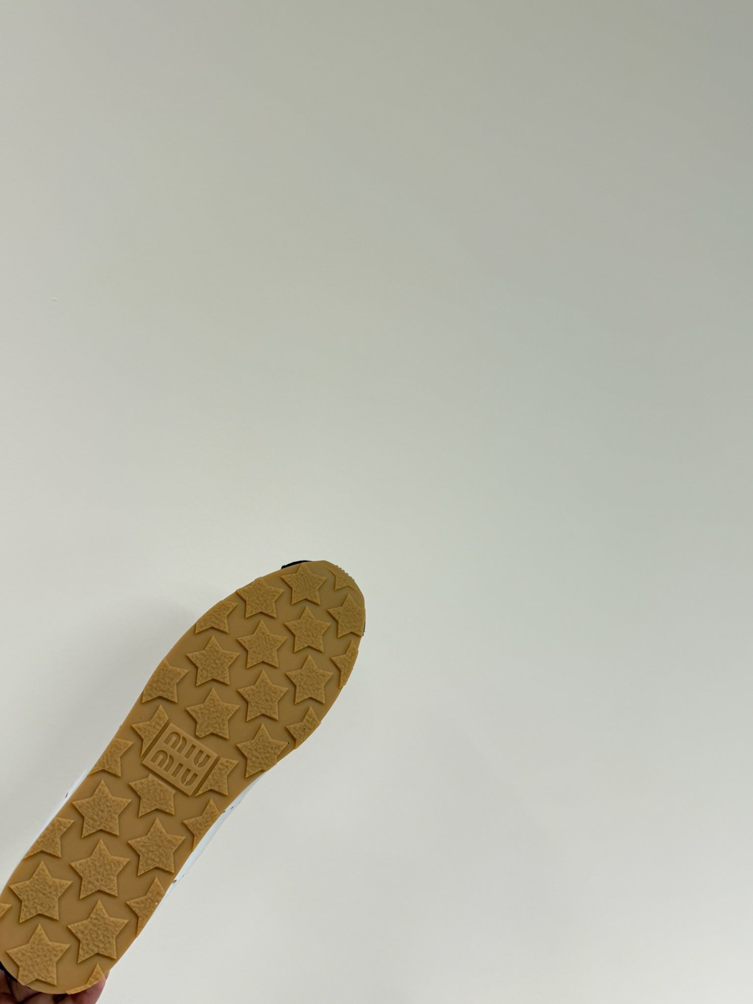 PLUME SNEAKERS IN WHITE NAPPA LAMBSKIN AND NAVY SUEDE、mysite、Cacoeks