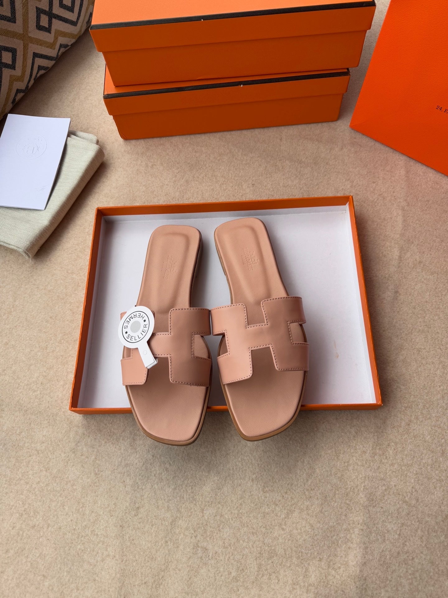 0RAN SANDALS IN PEACH PINK CALFSKIN、mysite、Cacoeks