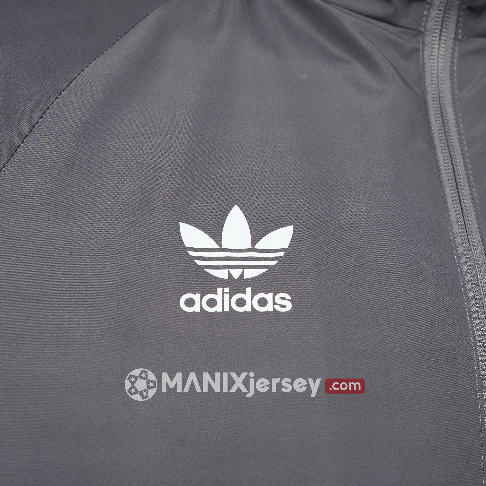 ManixJersey.com | Real Madrid 24-25 Throwback Windbreaker Jacket - Grey -Customize Name, Number and Patch | Worldwide Shipping
