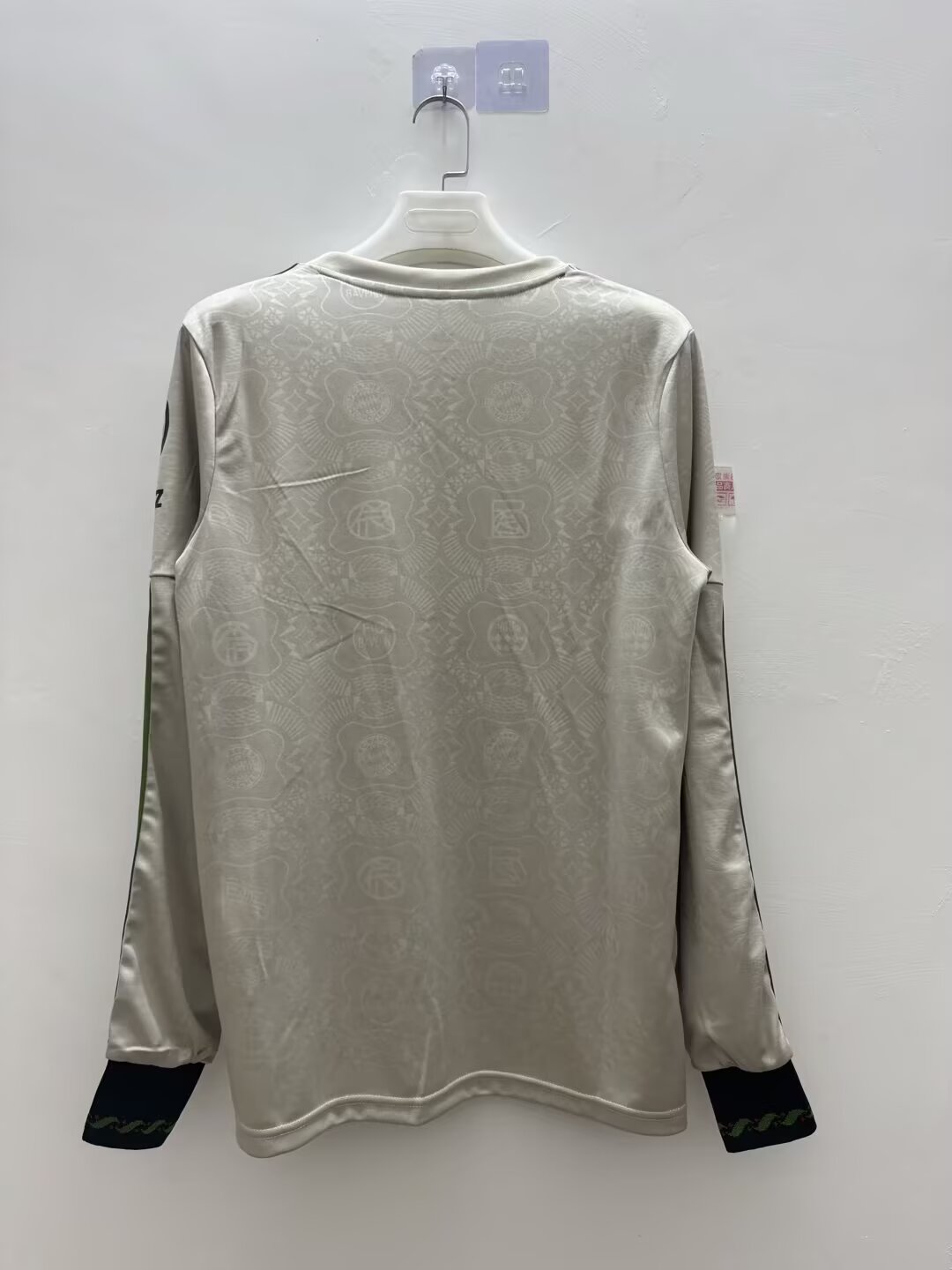 2025/2026 Long Sleeve Bayern Munich Oktoberfest Special Edition Light Grey Football Jersey 1:1 Thai Quality:football jersey mysite: unitedjerseyfootball 邓江浪:football