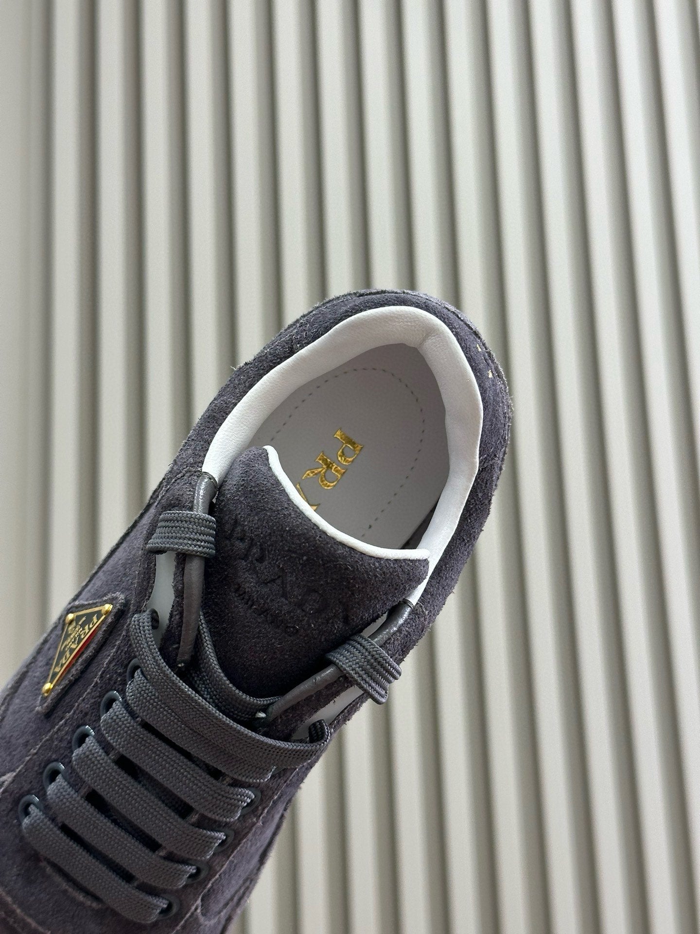 PRA TRAIL FADED SUEDE SNEAKERS CHARCOAL、mysite、Cacoeks