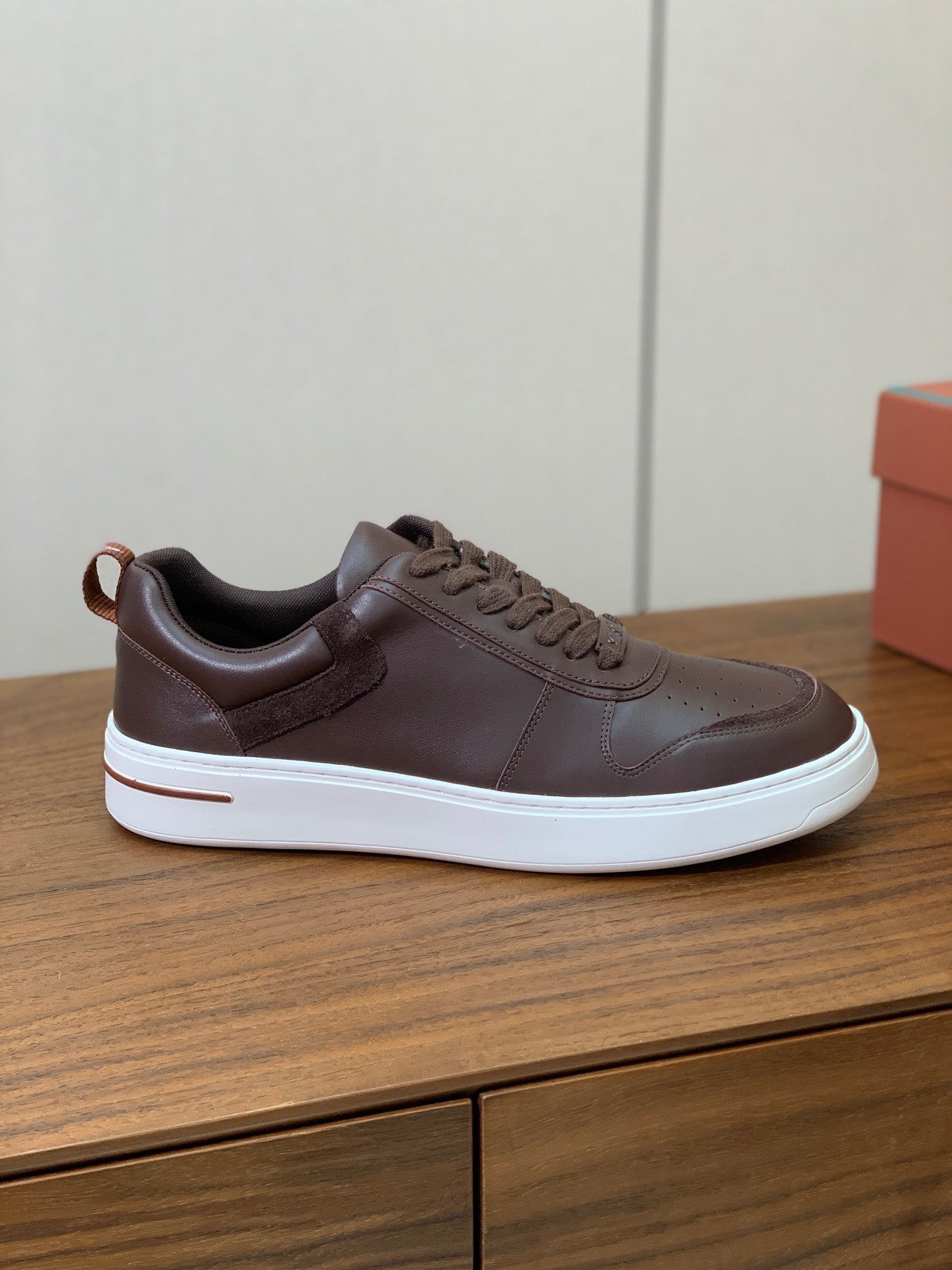 LP SNEAKERS IN AUBURN BROWN CALFSKIN WHITE SOLE、mysite、Cacoeks
