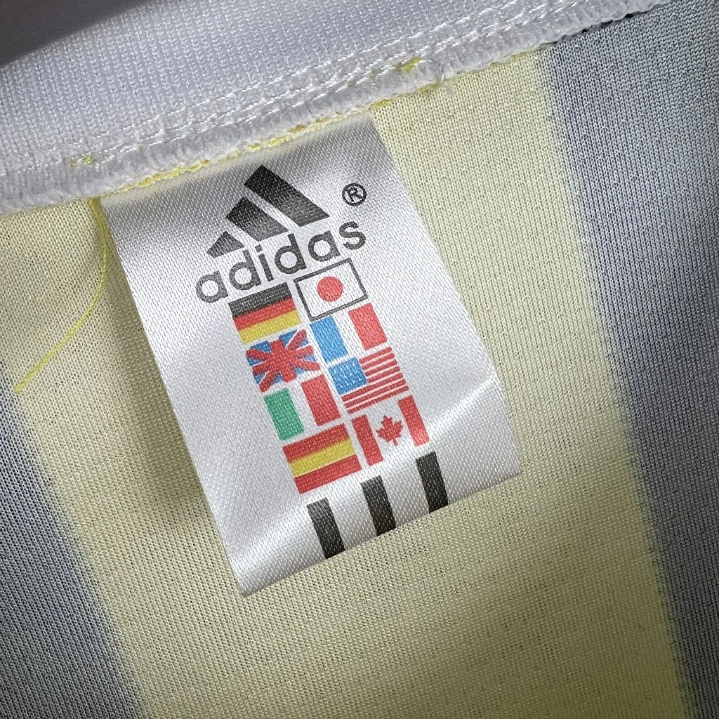 GlobeJersey-Retro Real Zaragoza 1996-97 Away Jersey