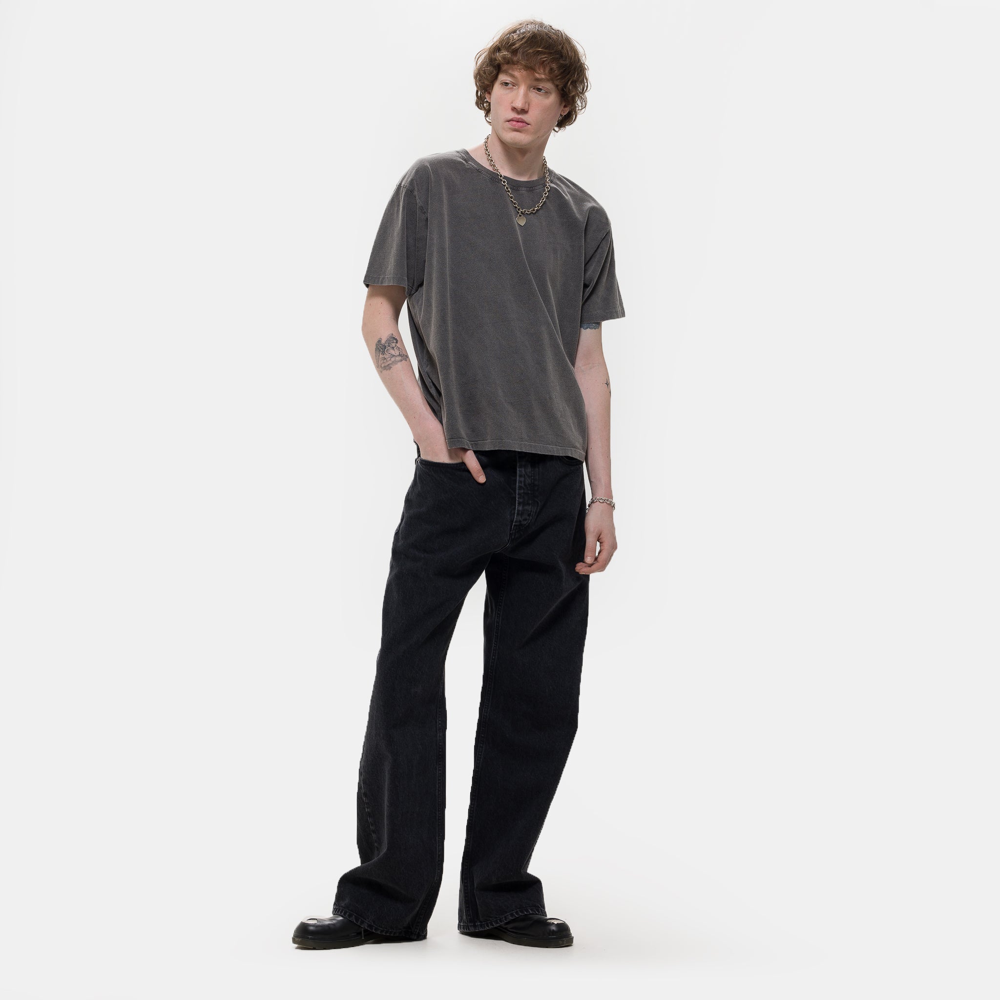 New T-Shirt in Washed Graphite