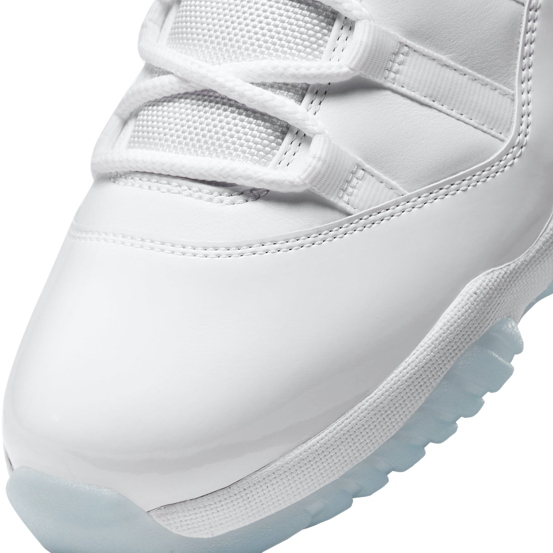 Air Jordan 11 Low Legend Blue