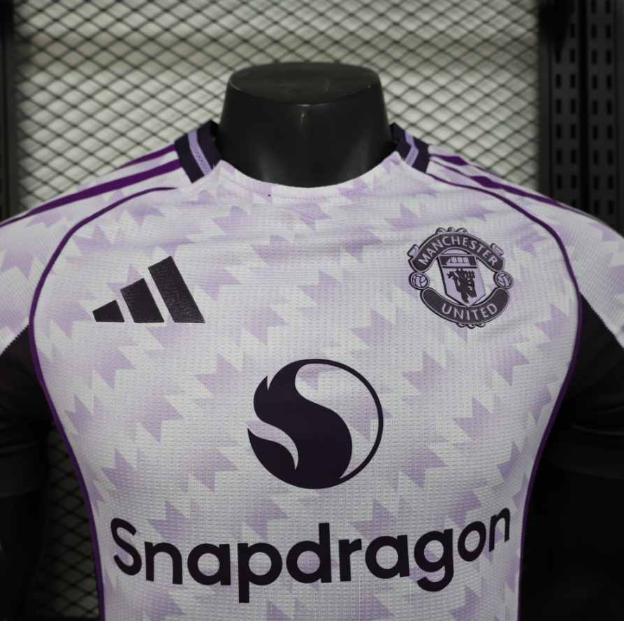 25-26 Manchester United Special soccer jersey- player Version: Ajax 24-25 Home Stadium Jersey - Fans Version mysite: Adidas luxuryfootballshirts.com: https://www.luxuryfootballshirts.com/