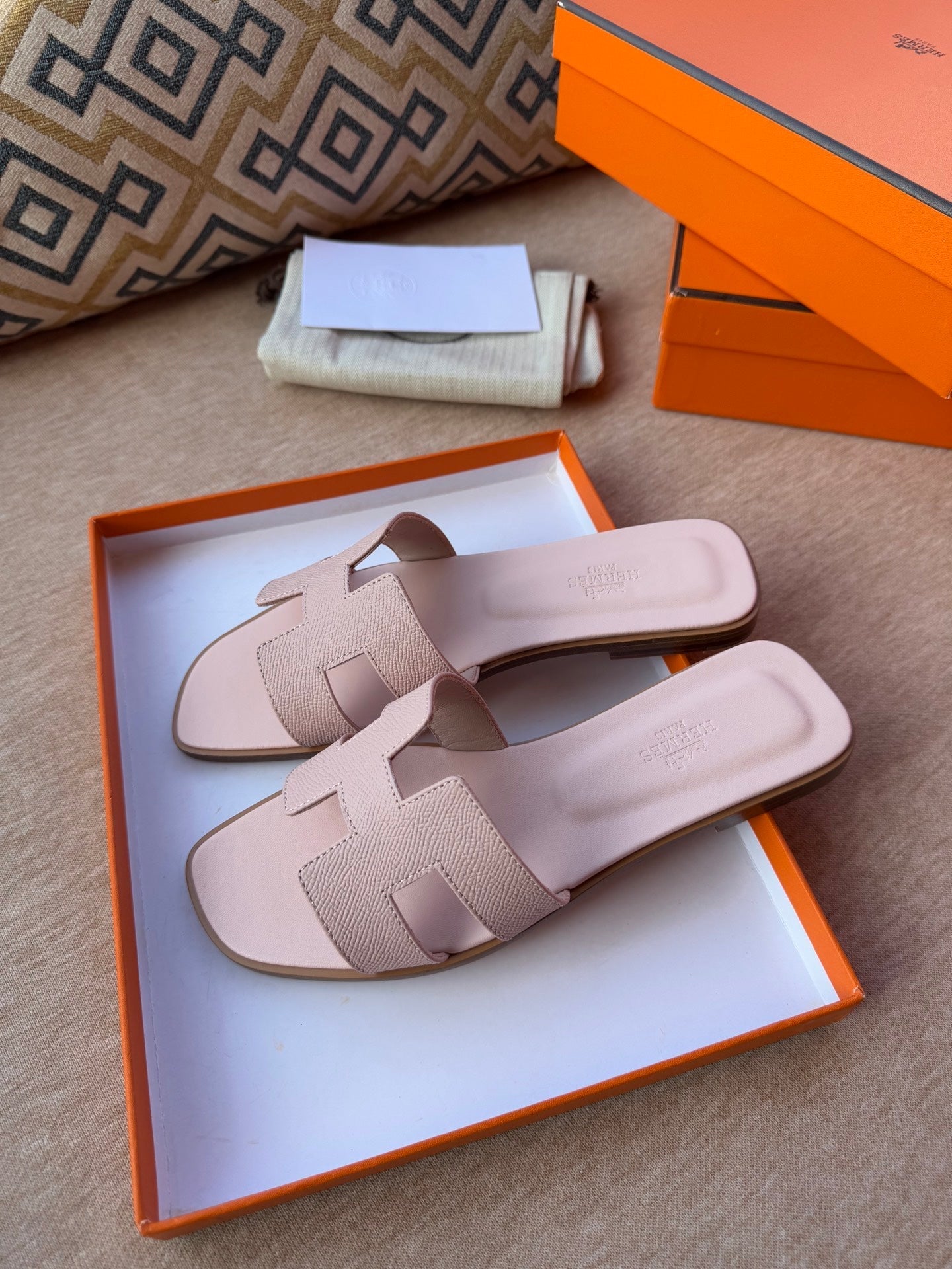 0RAN SANDALS IN PASTEL PINK CALFSKIN、mysite、Cacoeks
