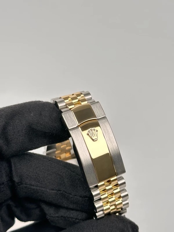 兼职  林炎: luxecystore