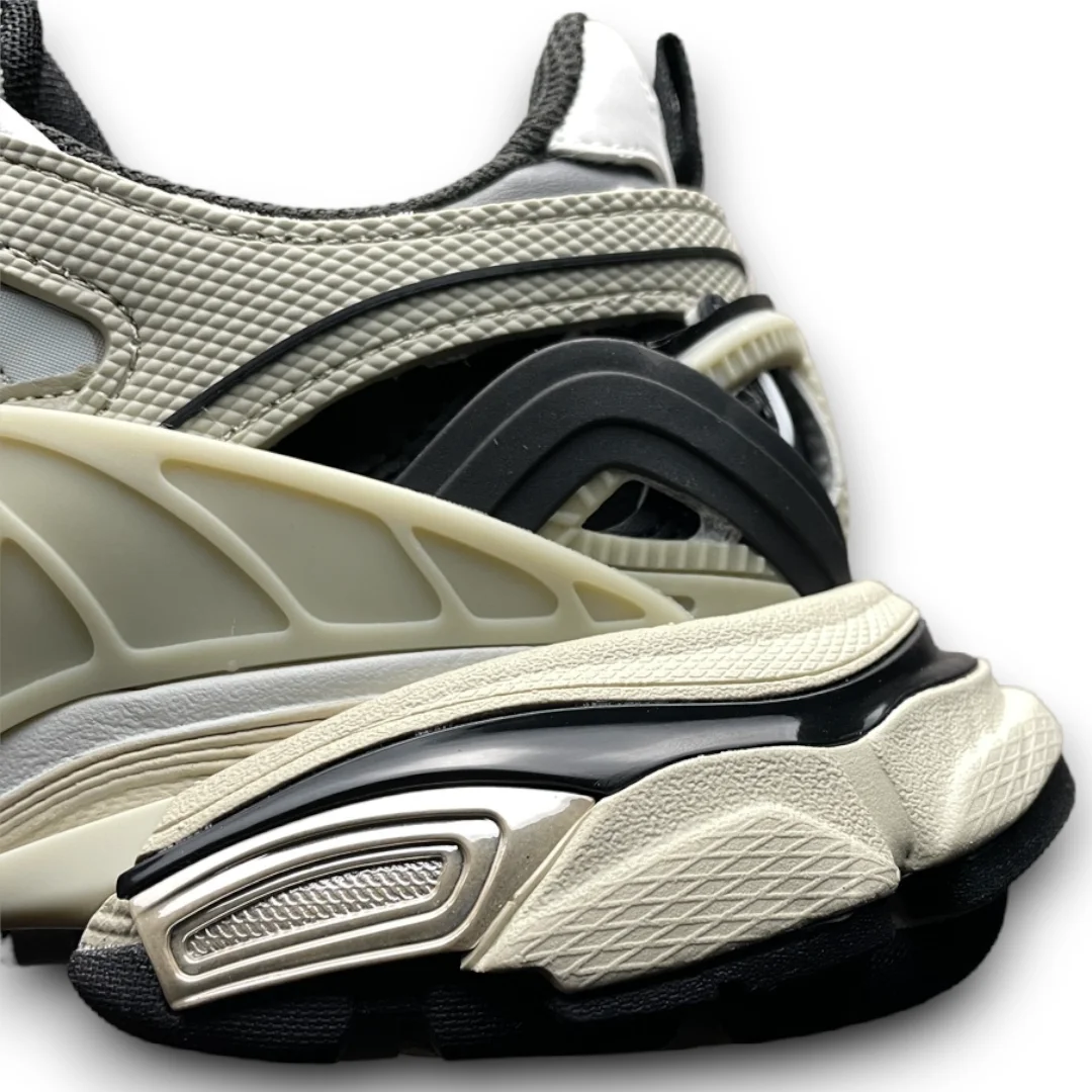 Balenciaga Track 2.0 Trainers In Beige Black、mysite、Cacoeks