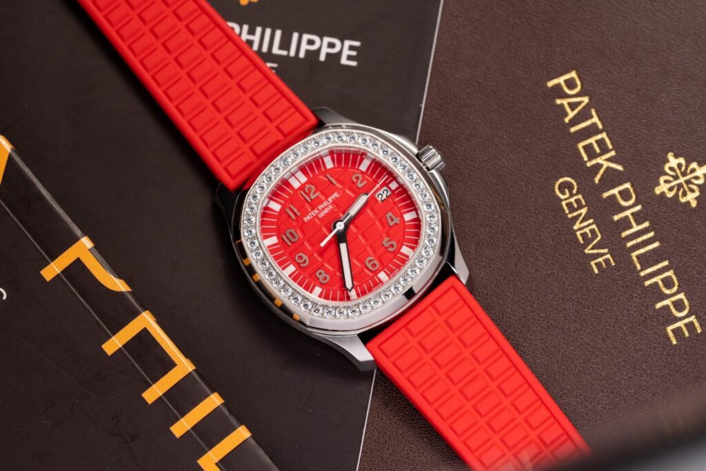 Đồng Hồ Patek Philippe Aquanaut 5067G Màu Đỏ Rep 11 PPF 35 (6)