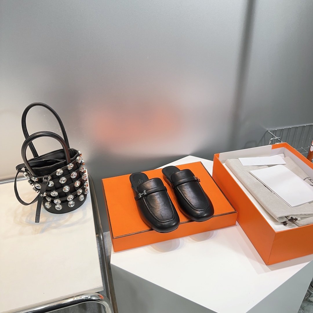 Lena Mule Black Leather、mysite、Cacoeks