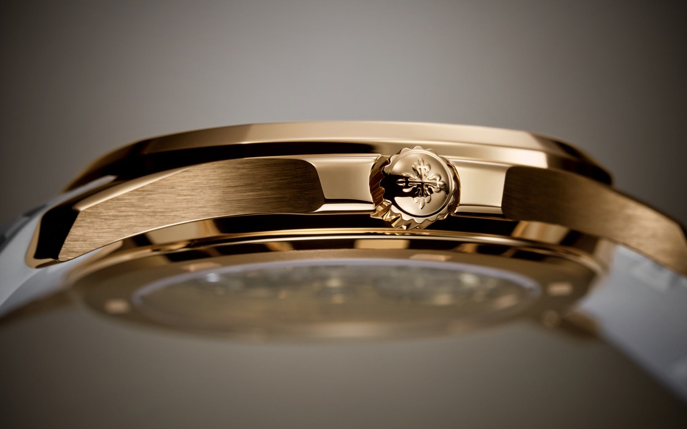 兼职  林炎: luxecystore