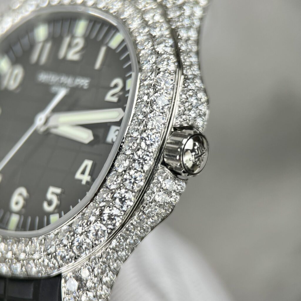 Đồng Hồ Patek Philippe Aquanaut 5719 Độ Kim Cương Moissanite 40mm (2)