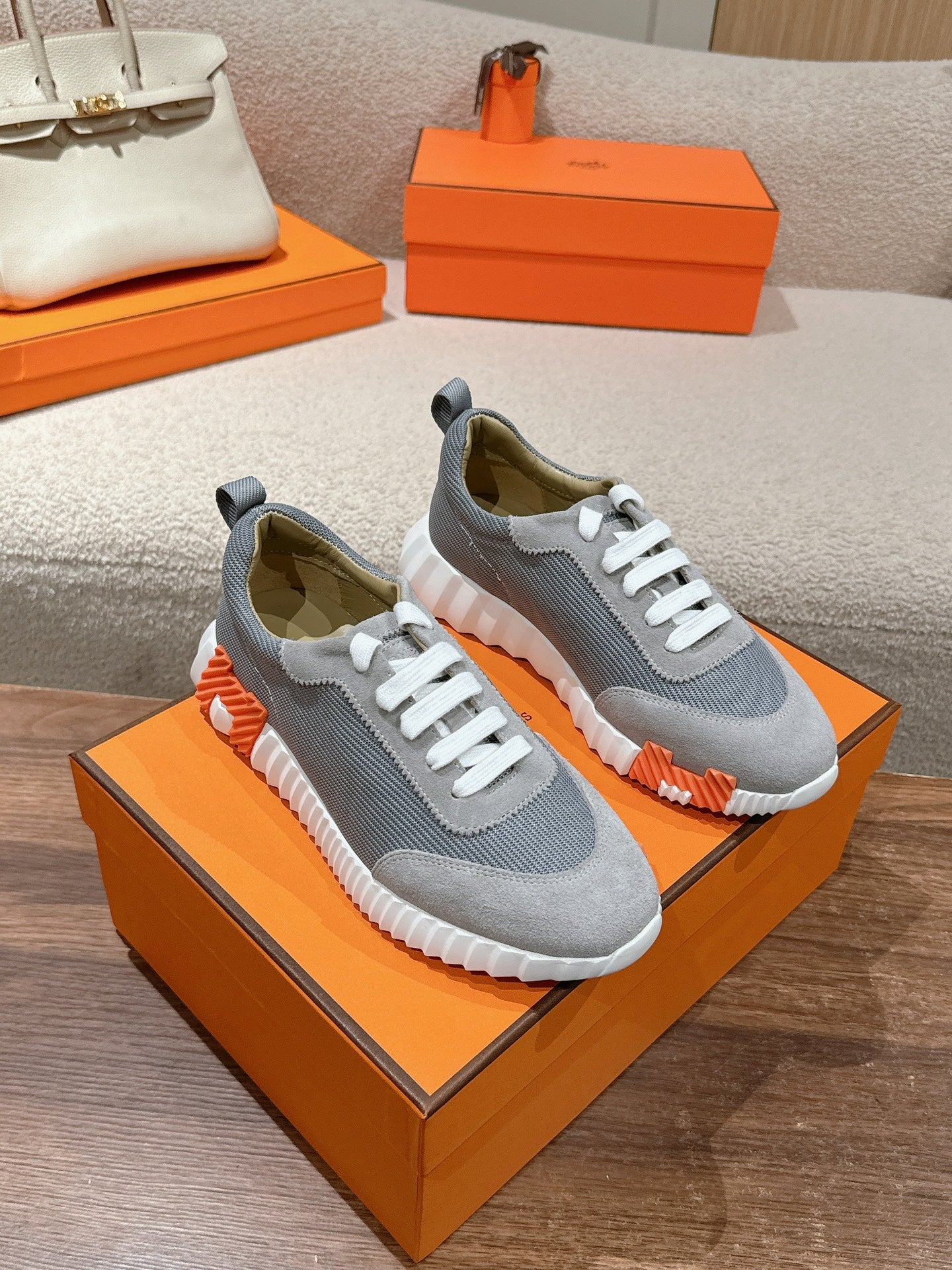 MAINLAND SNEAKER IN ASH GRAY SUEDE AND SHARK GRAY BREATHABLE MESH FABRIC、mysite、Cacoeks